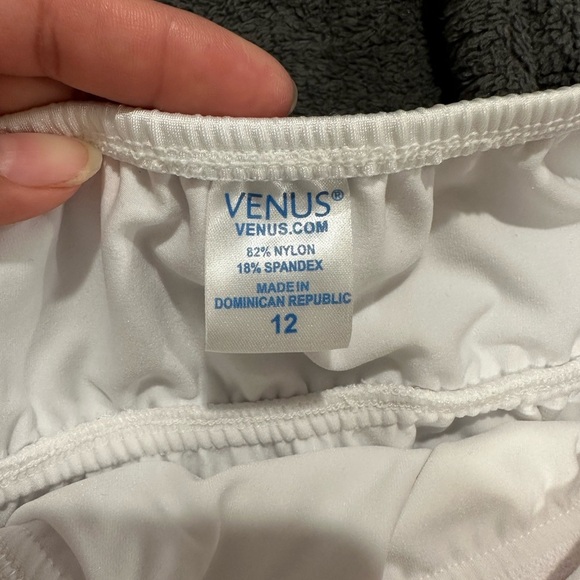 Venus White Women's Intimate Skirt Size 12 - Picture 4 of 4